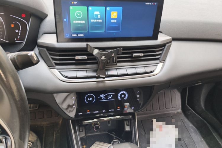 Used Dongfeng Aeolus Yixuan 2020 230T Automatic Cool Edition Audio And AC Panel