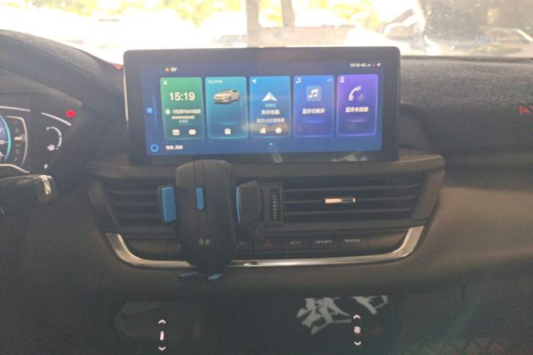 Used Dongfeng Aeolus Yixuan 2020 230T Automatic Advanced Edition Audio And AC Panel