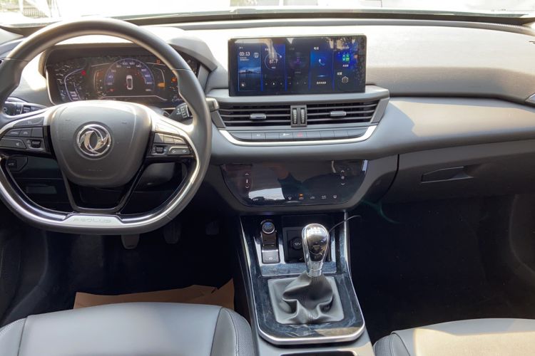 Used Dongfeng Aeolus Yixuan 2020 200T Manual Ignition Edition Center Console