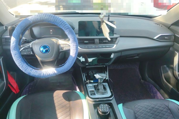 Used Dongfeng Aeolus Yixuan 2020 230T Automatic Advanced Edition Center Console