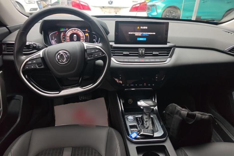 Used Dongfeng Aeolus Yixuan 2020 230T Automatic Advanced Edition Center Console