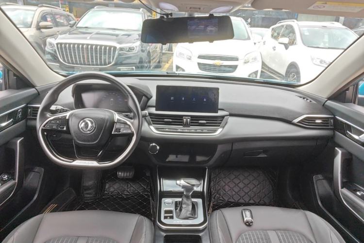 Used Dongfeng Aeolus Yixuan 2020 230T Automatic Advanced Edition Center Console
