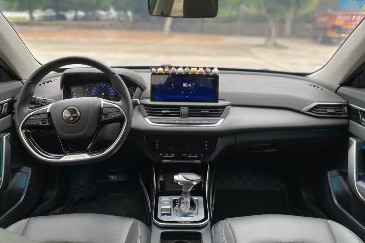 Used Dongfeng Aeolus Yixuan 2020 230T Automatic Cool Edition Center Console