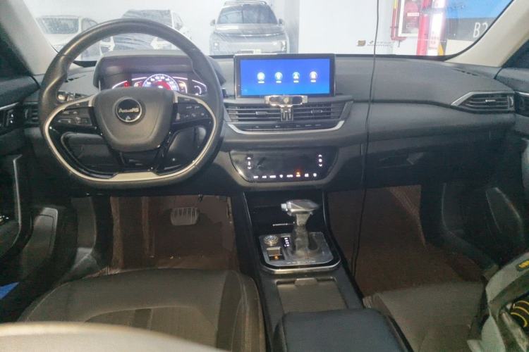 Used Dongfeng Aeolus Yixuan 2020 230T Automatic Cool Edition Center Console
