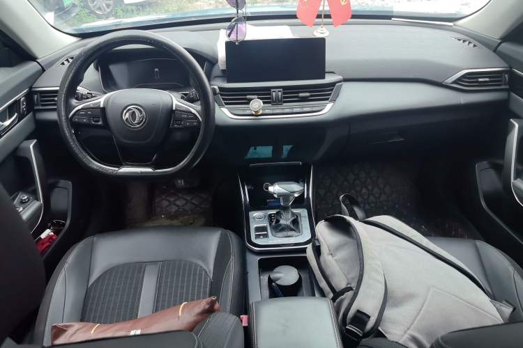 Used Dongfeng Aeolus Yixuan 2020 230T Automatic Advanced Edition Center Console