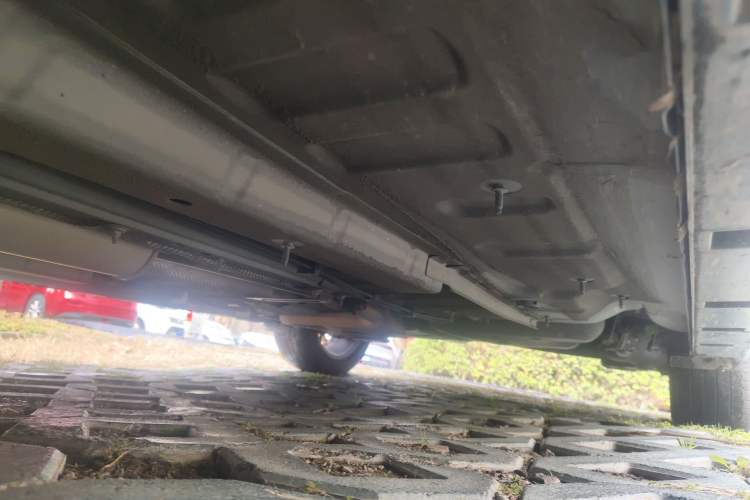 Used Dongfeng Aeolus Yixuan 2020 230T Automatic Advanced Edition Chassis Front Left