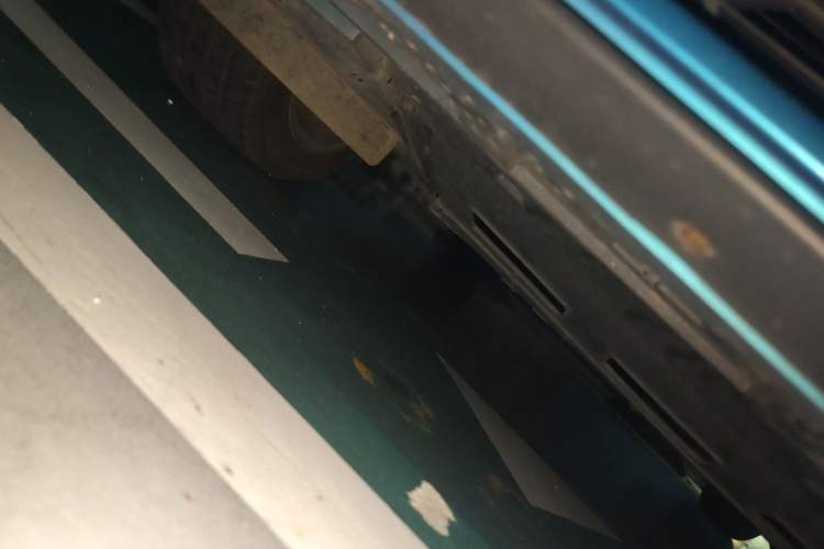 Used Dongfeng Aeolus Yixuan 2020 230T Automatic Advanced Edition Chassis Front Right