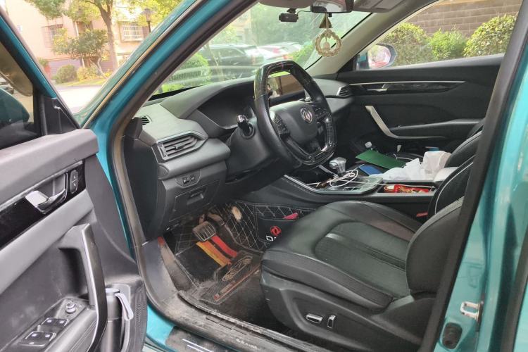 Used Dongfeng Aeolus Yixuan 2020 230T Automatic Advanced Edition Driver Seat