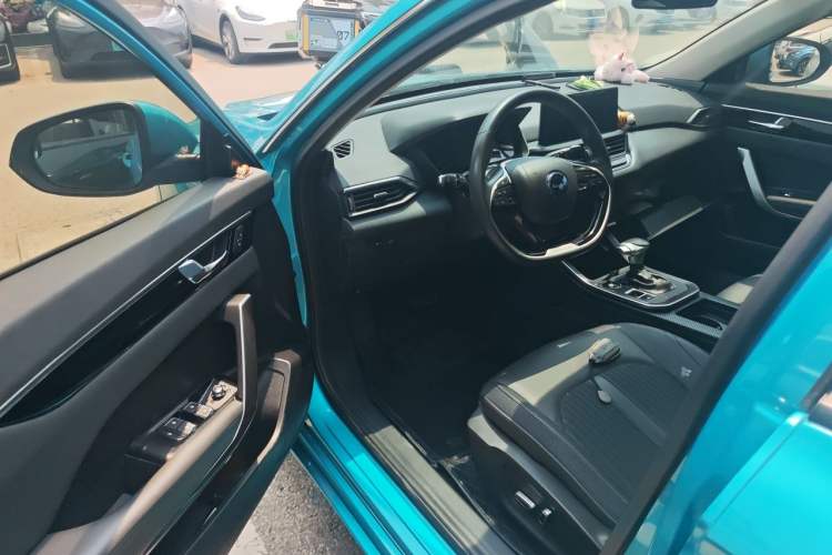 Used Dongfeng Aeolus Yixuan 2020 230T Automatic Advanced Edition Driver Seat