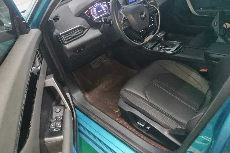 Used Dongfeng Aeolus Yixuan 2020 230T Automatic Cool Edition Driver Seat