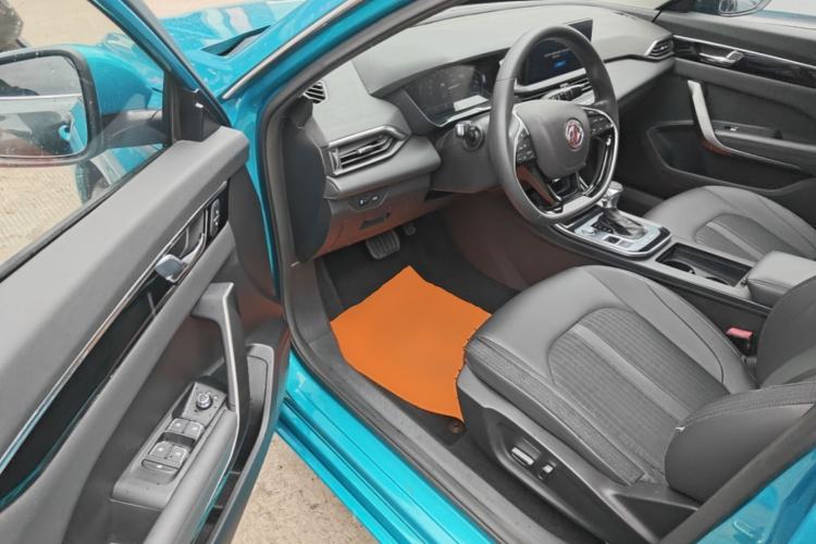 Used Dongfeng Aeolus Yixuan 2020 230T Automatic Advanced Edition Driver Seat