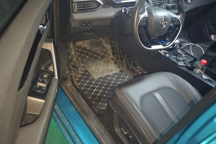 Used Dongfeng Aeolus Yixuan 2020 230T Automatic Advanced Edition Driver Seat