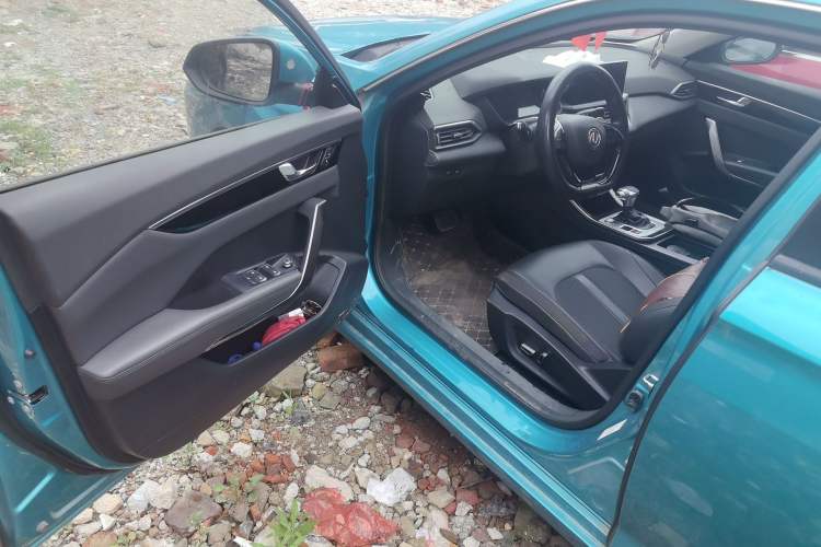 Used Dongfeng Aeolus Yixuan 2020 230T Automatic Advanced Edition Driver Seat
