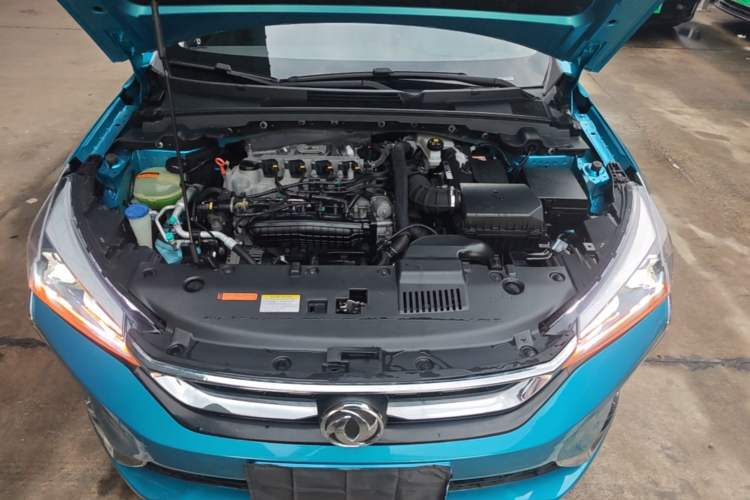Used Dongfeng Aeolus Yixuan 2020 230T Automatic Advanced Edition Engine Bay