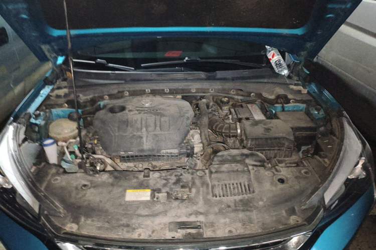 Used Dongfeng Aeolus Yixuan 2020 230T Automatic Advanced Edition Engine Bay