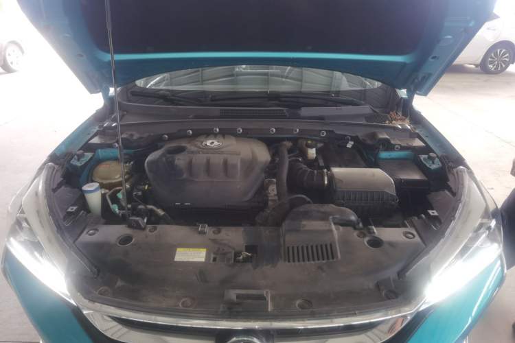 Used Dongfeng Aeolus Yixuan 2020 230T Automatic Advanced Edition Engine Bay