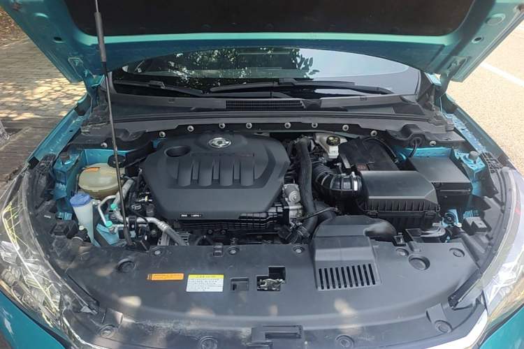 Used Dongfeng Aeolus Yixuan 2020 230T Automatic Cool Edition Engine Bay