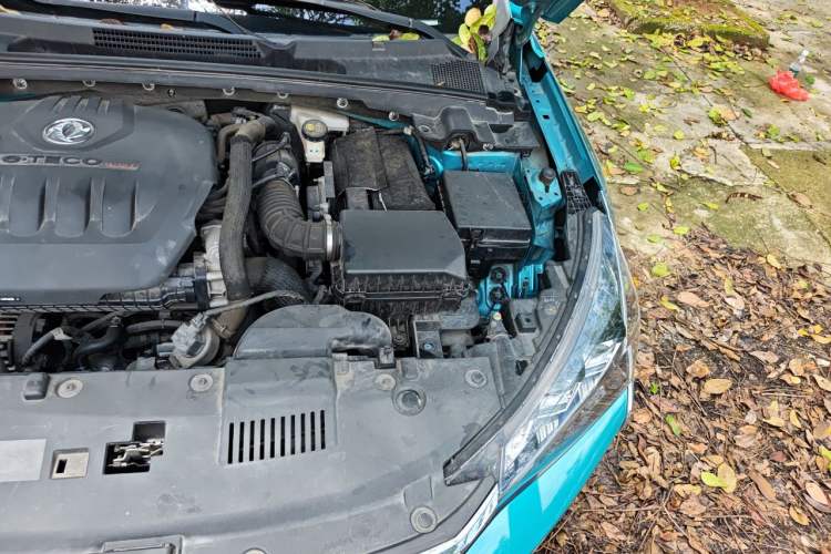 Used Dongfeng Aeolus Yixuan 2020 230T Automatic Cool Edition Engine Bay Left