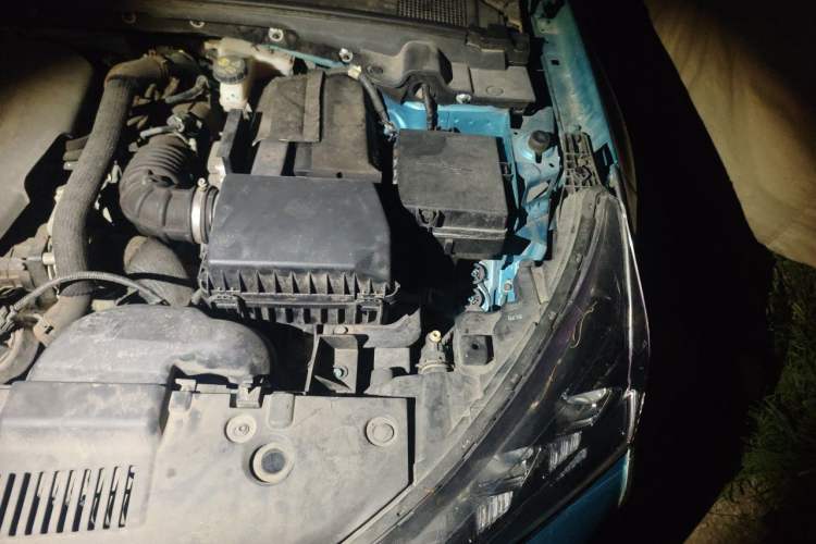 Used Dongfeng Aeolus Yixuan 2020 230T Automatic Cool Edition Engine Bay Left