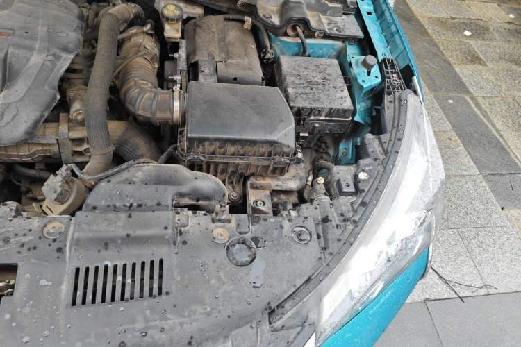 Used Dongfeng Aeolus Yixuan 2020 230T Automatic Cool Edition Engine Bay Left