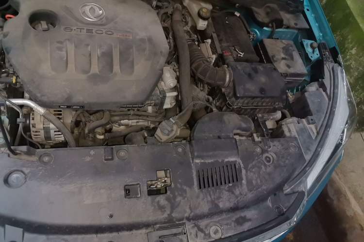 Used Dongfeng Aeolus Yixuan 2020 230T Automatic Advanced Edition Engine Bay Left