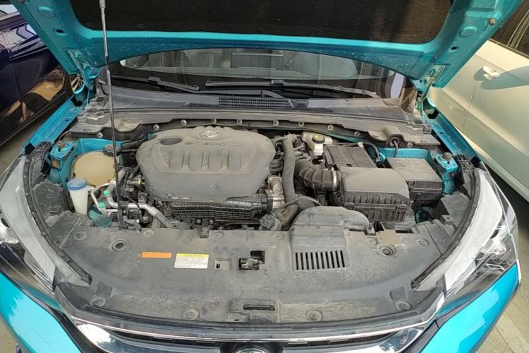 Used Dongfeng Aeolus Yixuan 2020 230T Automatic Advanced Edition Engine Bay