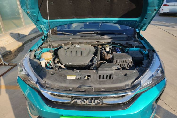 Used Dongfeng Aeolus Yixuan 2020 230T Automatic Advanced Edition Engine Bay