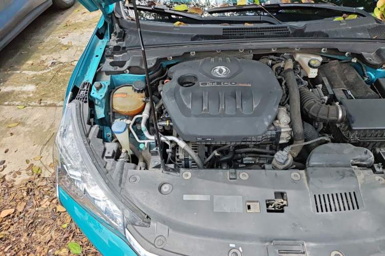 Used Dongfeng Aeolus Yixuan 2020 230T Automatic Cool Edition Engine Bay Right