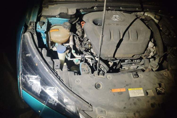 Used Dongfeng Aeolus Yixuan 2020 230T Automatic Cool Edition Engine Bay Right