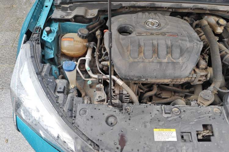 Used Dongfeng Aeolus Yixuan 2020 230T Automatic Cool Edition Engine Bay Right