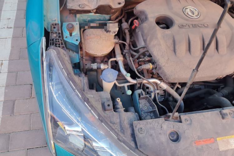 Used Dongfeng Aeolus Yixuan 2020 230T Automatic Cool Edition Engine Bay Right