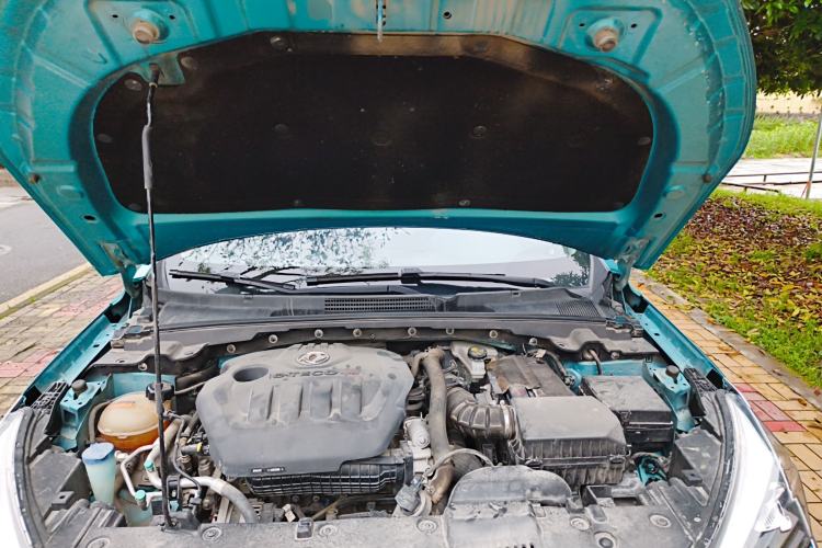 Used Dongfeng Aeolus Yixuan 2020 230T Automatic Xuan Yue Track Edition Engine Bay