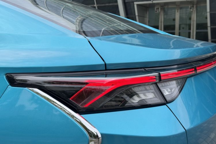 Used Dongfeng Aeolus Yixuan 2020 230T Automatic Advanced Edition Exterior 12