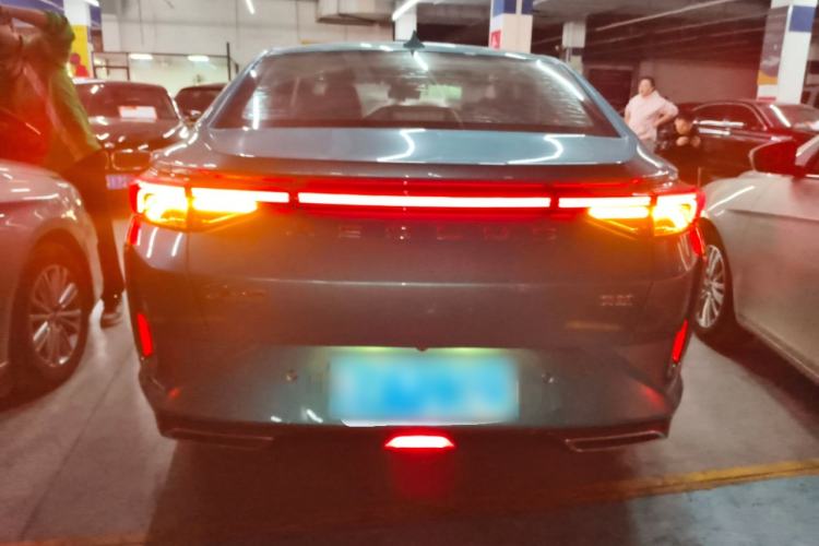 Used Dongfeng Aeolus Yixuan 2020 230T Automatic Cool Edition Exterior 4