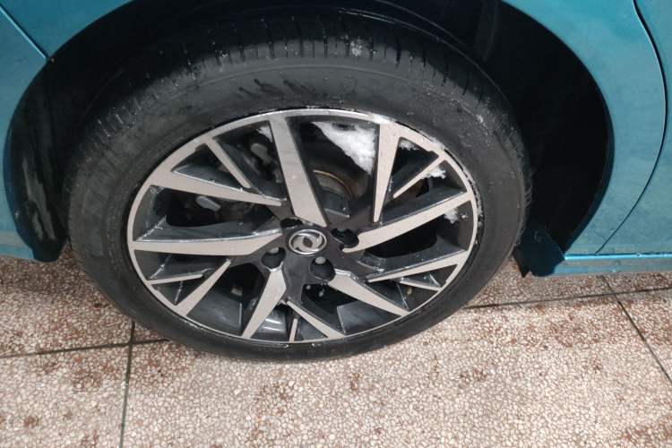 Used Dongfeng Aeolus Yixuan 2020 230T Automatic Advanced Edition Exterior 8