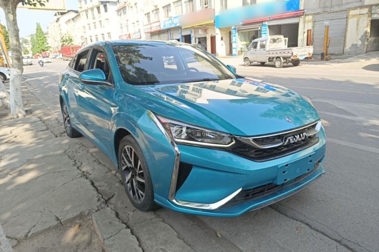 Used Dongfeng Aeolus Yixuan 2020 230T Automatic Dazzle Track Edition Front Right 45 Deg