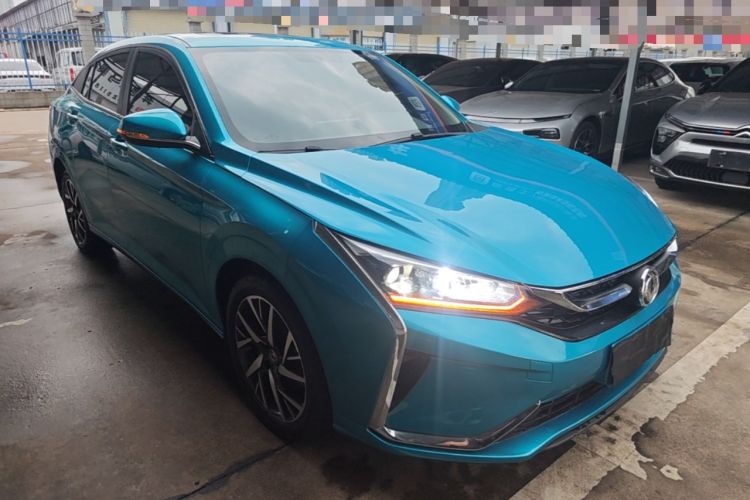 Used Dongfeng Aeolus Yixuan 2020 230T Automatic Advanced Edition Front Right 45 Deg