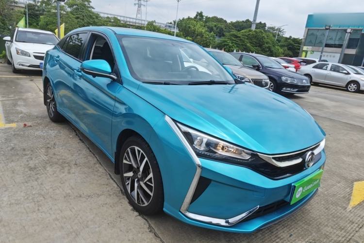 Used Dongfeng Aeolus Yixuan 2020 230T Automatic Advanced Edition Front Right 45 Deg