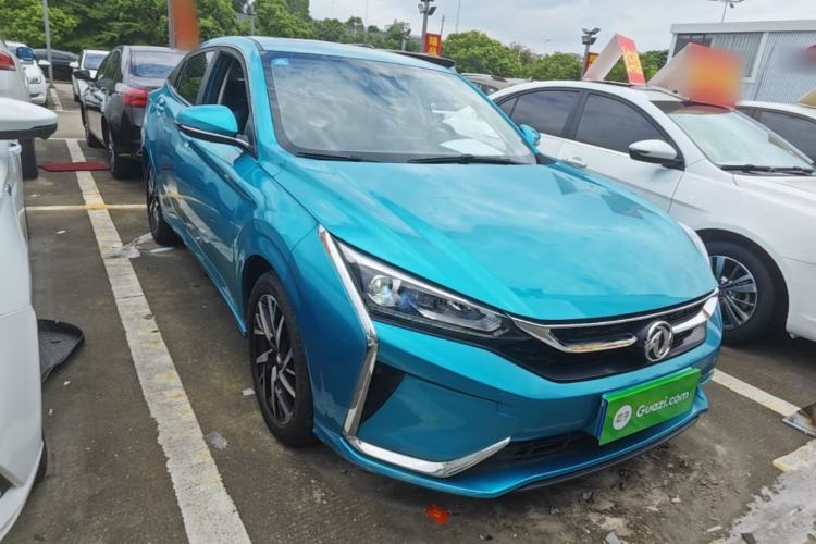 Used Dongfeng Aeolus Yixuan 2020 230T Automatic Advanced Edition Front Right 45 Deg