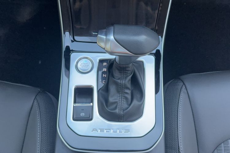 Used Dongfeng Aeolus Yixuan 2020 230T Automatic Advanced Edition Gear Lever