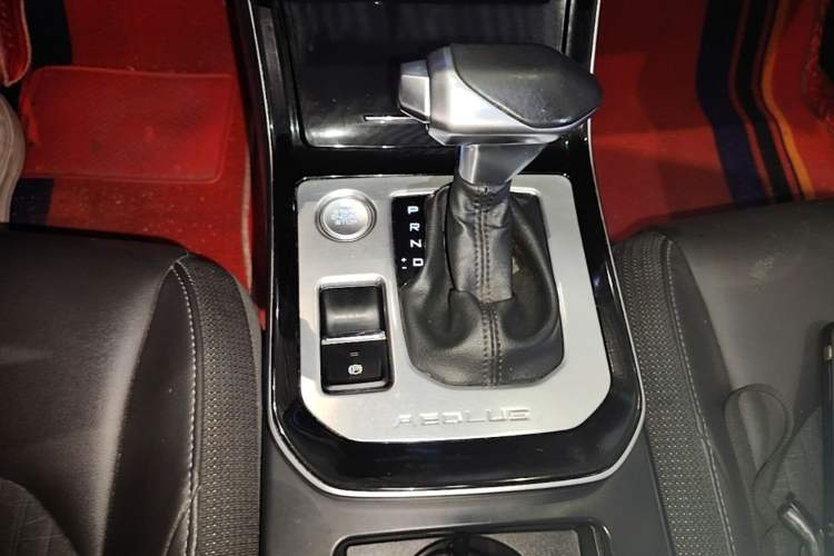 Used Dongfeng Aeolus Yixuan 2020 230T Automatic Advanced Edition Gear Lever