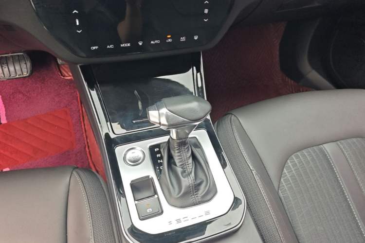 Used Dongfeng Aeolus Yixuan 2020 230T Automatic Cool Edition Gear Lever