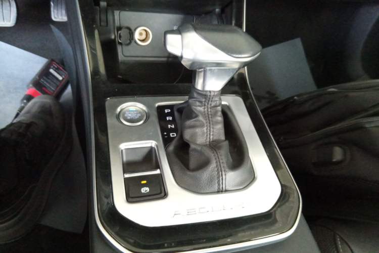 Used Dongfeng Aeolus Yixuan 2020 230T Automatic Advanced Edition Gear Lever