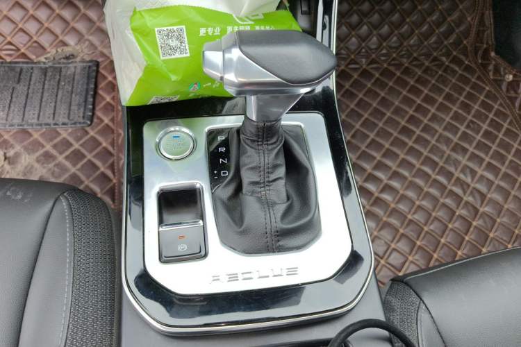 Used Dongfeng Aeolus Yixuan 2020 230T Automatic Cool Edition Gear Lever