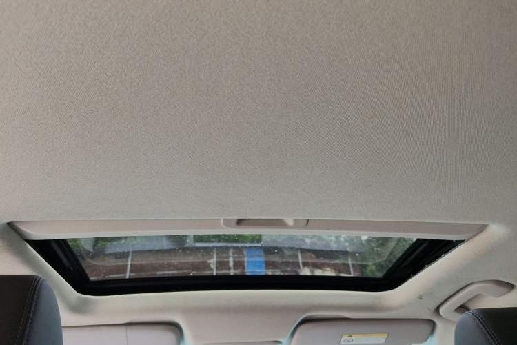 Used Dongfeng Aeolus Yixuan 2020 230T Automatic Cool Edition Headliner