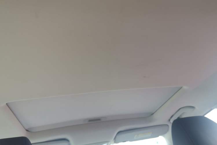 Used Dongfeng Aeolus Yixuan 2020 230T Automatic Advanced Edition Headliner