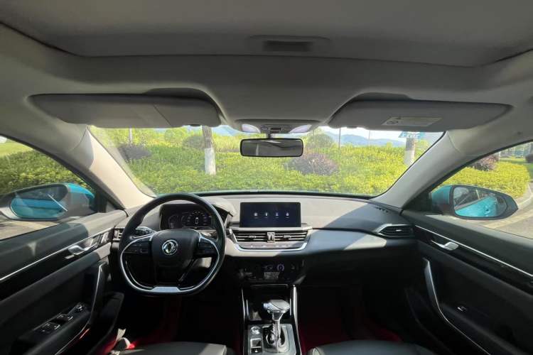 Used Dongfeng Aeolus Yixuan 2020 230T Automatic Advanced Edition Interior 1