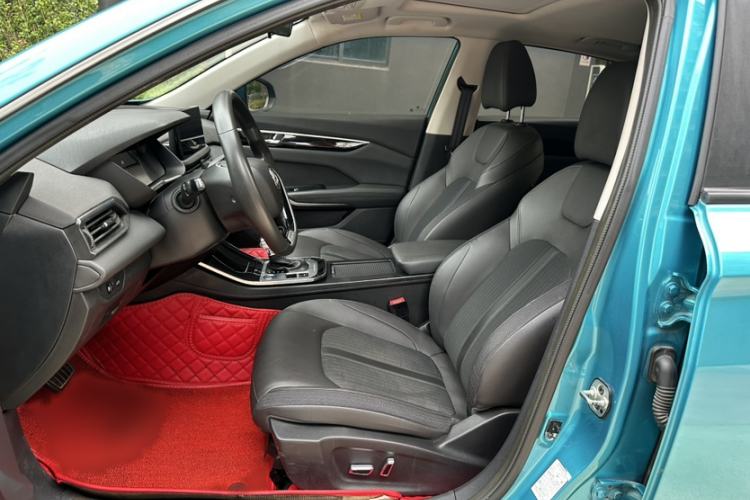Used Dongfeng Aeolus Yixuan 2020 230T Automatic Advanced Edition Interior 2