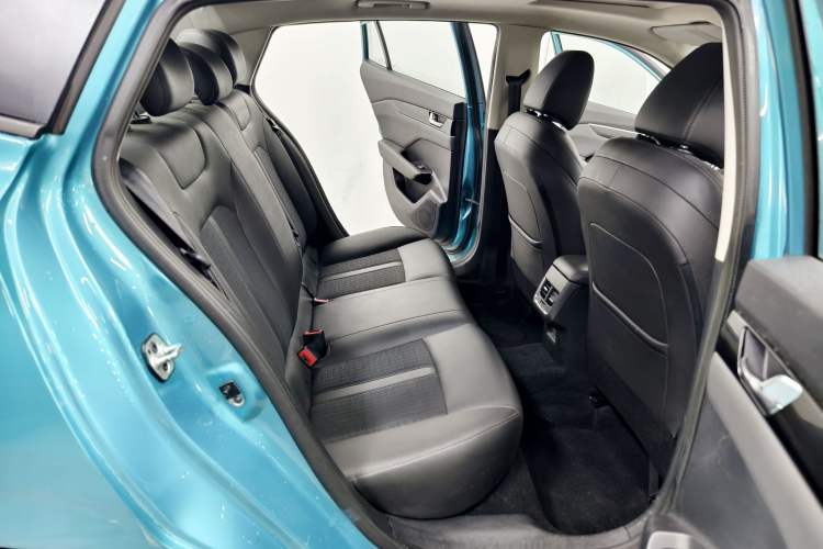 Used Dongfeng Aeolus Yixuan 2020 230T Automatic Advanced Edition Interior 3