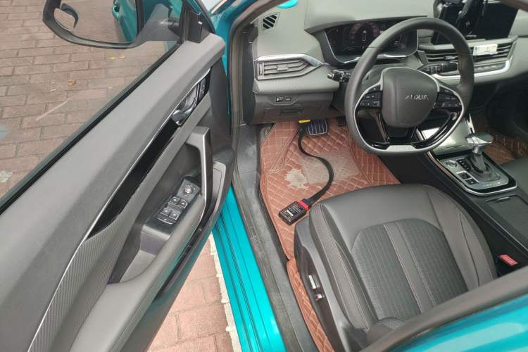 Used Dongfeng Aeolus Yixuan 2020 230T Automatic Cool Track Edition Interior 3